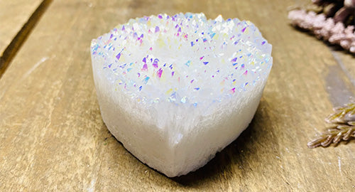 The Power of Aura Quartz: How This Crystal Cluster Can Enhance Your Relationships
