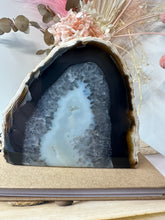Load image into Gallery viewer, Natural Agate end - natural stone paper weight - home decor or unique office display