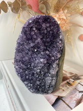 Load image into Gallery viewer, Amethyst Crystal cluster with flat base