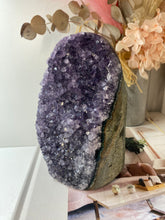 Load image into Gallery viewer, Amethyst Crystal cluster with flat base