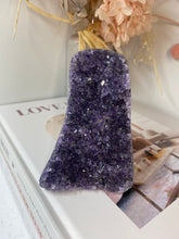 Load image into Gallery viewer, Amethyst Crystal cluster with flat base