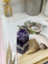 Load image into Gallery viewer, Amethyst dogtooth point towers