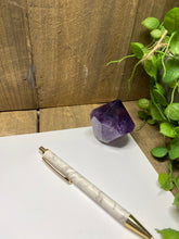 Load image into Gallery viewer, Amethyst short tower hexagon points