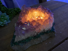 Load image into Gallery viewer, Amethyst Crystal tea light candle holder
