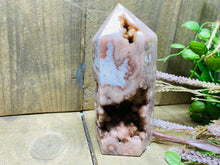 Load image into Gallery viewer, Flower Agate tower obelisk