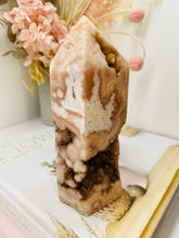 Load image into Gallery viewer, Flower Agate tower obelisk