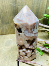 Load image into Gallery viewer, Flower Agate tower obelisk