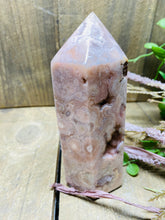 Load image into Gallery viewer, Flower Agate tower obelisk