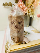 Load image into Gallery viewer, Flower Agate tower obelisk
