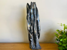 Load image into Gallery viewer, Freestanding Fossil Orthoceras statute