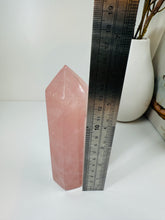 Load image into Gallery viewer, Rose Quartz tower