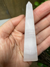 Load image into Gallery viewer, Mangano Calcite Tower Obelisk