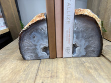 Load image into Gallery viewer, Natural Agate book ends
