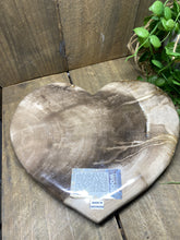 Load image into Gallery viewer, Petrified wood love heart
