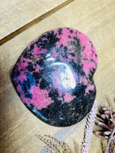 Load image into Gallery viewer, Rhodonite love heart
