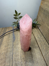 Load image into Gallery viewer, Rose Quartz tower