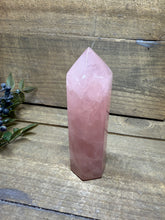 Load image into Gallery viewer, Rose Quartz tower