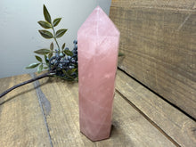 Load image into Gallery viewer, Rose Quartz tower