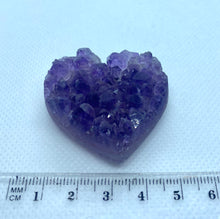 Load image into Gallery viewer, Amethyst crystal heart