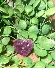 Load image into Gallery viewer, Amethyst crystal heart