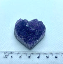 Load image into Gallery viewer, Amethyst crystal heart
