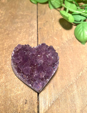 Load image into Gallery viewer, Amethyst crystal heart