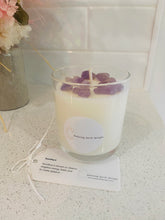 Load image into Gallery viewer, Medium Amethyst natural soy Candle - Medium size (180g)