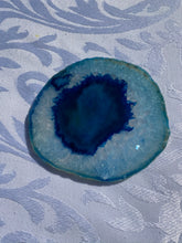 Load image into Gallery viewer, Blue polished Agate Slice drink coasters - set of 4 BCMD017