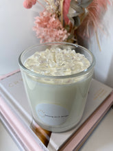 Load image into Gallery viewer, Large Clear Quartz natural soy Candle - Large candle size (285g)