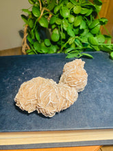 Load image into Gallery viewer, Desert Rose Gypsum