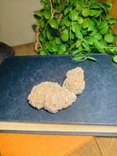 Load image into Gallery viewer, Desert Rose Gypsum