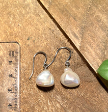 Load image into Gallery viewer, Sterling silver Fresh water Pearl earrings - jewellery