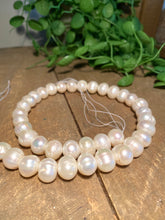 Load image into Gallery viewer, String of Fresh water Pearl beads - jewellery, necklace