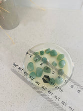 Load image into Gallery viewer, Medium Aventurine natural soy Candle - Medium size (180g)