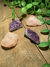 Load image into Gallery viewer, Glass bowl with Amethyst and Rose Quartz - table display, unique home decor