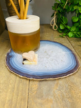Load image into Gallery viewer, Large polished Natural Agate slice - cheese board, serving platter or display piece