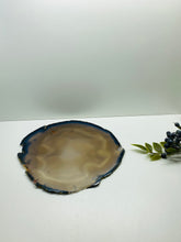 Load image into Gallery viewer, Large polished Natural Agate slice - cheese board, serving platter or display piece