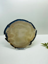 Load image into Gallery viewer, Large polished Natural Agate slice - cheese board, serving platter or display piece