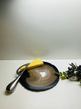 Load image into Gallery viewer, Large polished Natural Agate slice - cheese board, serving platter or display piece