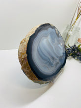 Load image into Gallery viewer, Large thick polished Natural Agate slice - cheese board, serving platter or display piece