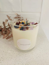 Load image into Gallery viewer, Medium Mixed tumbled stones natural soy Candle - Medium size (180g)