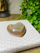 Load image into Gallery viewer, Natural Agate Geode heart with Quartz crystals inside