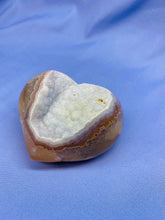 Load image into Gallery viewer, Natural Agate Geode heart with Quartz crystals inside
