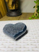 Load image into Gallery viewer, Natural Agate Geode heart with Quartz crystals inside