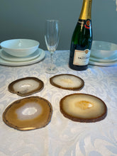 Load image into Gallery viewer, Set of 4 Natural polished Agate Slice drink coasters 01