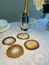 Load image into Gallery viewer, Set of 4 Natural polished Agate Slice drink coasters 01