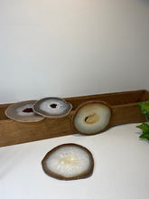 Load image into Gallery viewer, Set of 4 Natural polished Agate Slice drink coasters 01