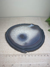 Load image into Gallery viewer, Polished Natural Agate slice - small cheese board or serving platter