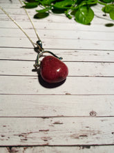 Load image into Gallery viewer, Rhondonite pendant set in sterling silver
