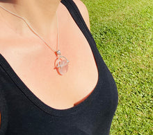 Load image into Gallery viewer, Rose Quartz pendant set in sterling silver - necklace
